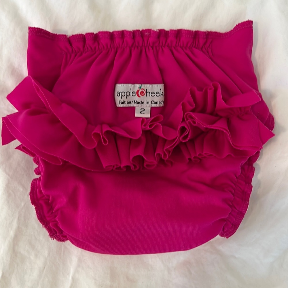 Apple cheeks swim diaper